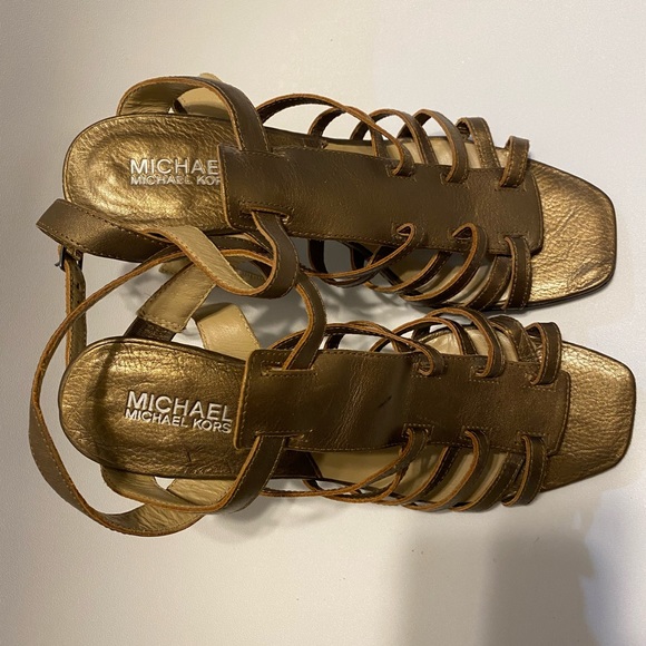 Michael Kors
Women's Strappy Leather Platform High-heel Sandals - Picture 5 of 9